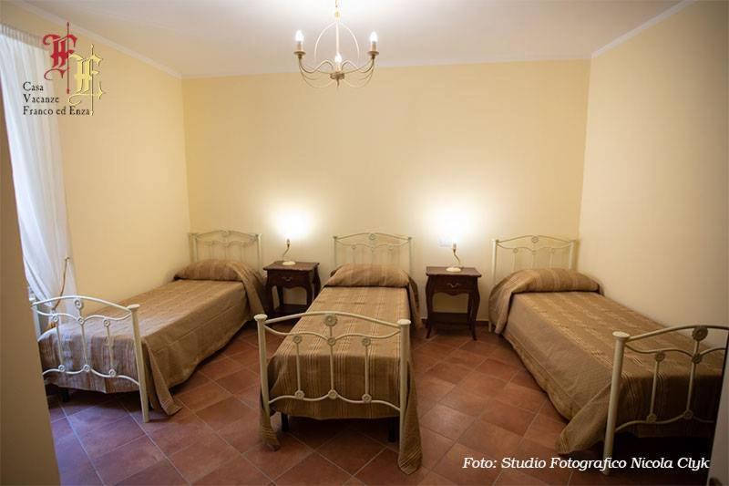 Casa Vacanze - Franco Ed Enza Bed & Breakfast San Gregorio Magno Luaran gambar