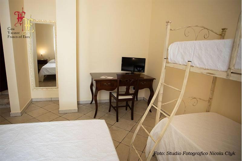 Casa Vacanze - Franco Ed Enza Bed & Breakfast San Gregorio Magno Luaran gambar