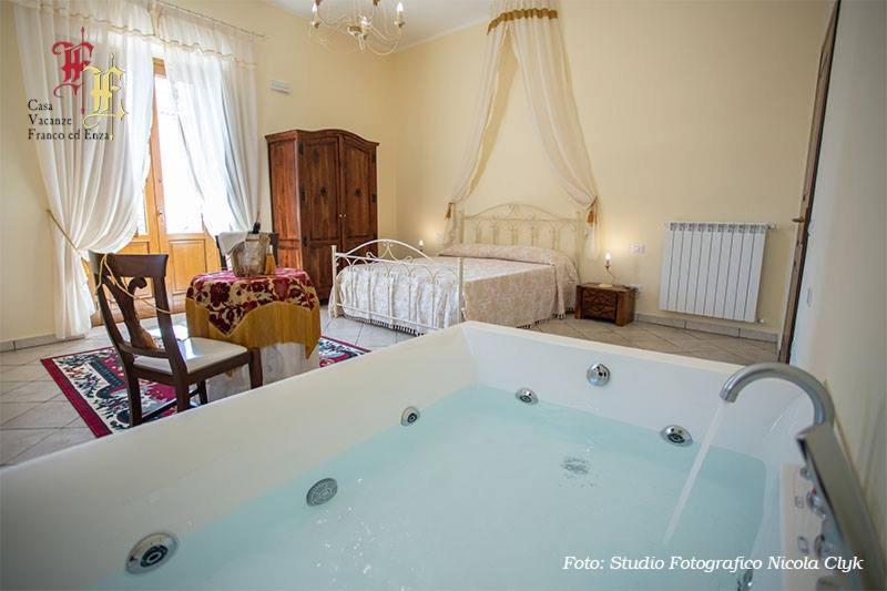 Casa Vacanze - Franco Ed Enza Bed & Breakfast San Gregorio Magno Luaran gambar